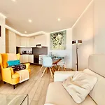 Ocean Garden Apartment