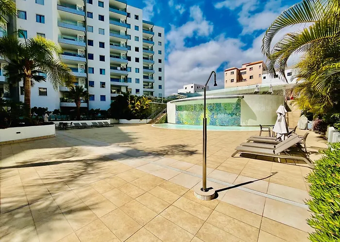 Ocean Garden Апартаменти Адехе